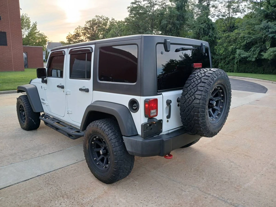 2011 Jeep JK Wrangler - Image 9 of 23