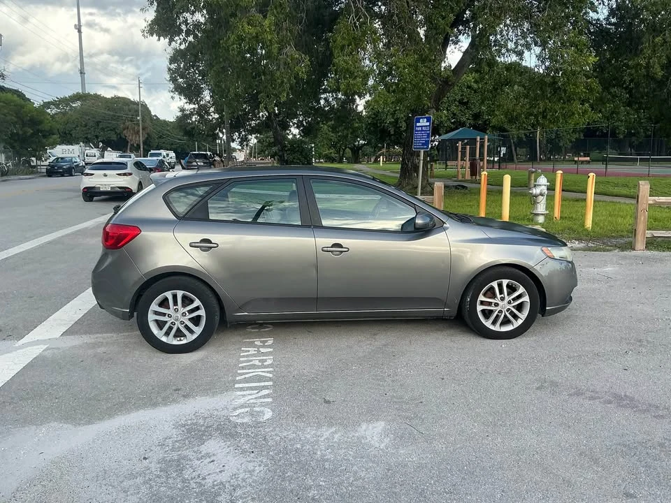 2011 Kia Forte - Image 3 of 12