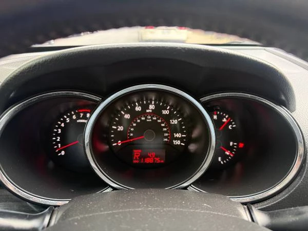 2011 Kia Sorento - Image 13 of 31