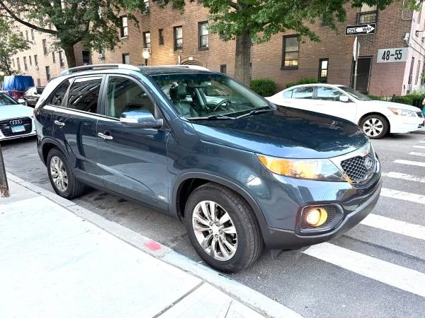 2011 Kia Sorento - Image 6 of 31