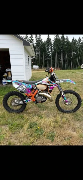 2011 KTM - Image 2 of 6