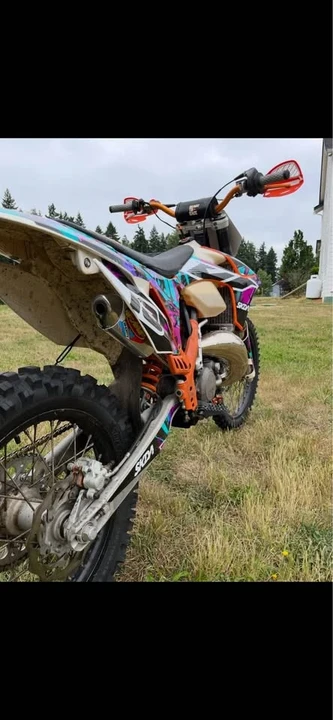 2011 KTM - Image 5 of 6