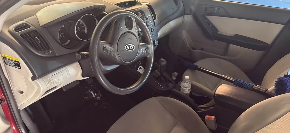 2011 Kia Forte - Image 4 of 5