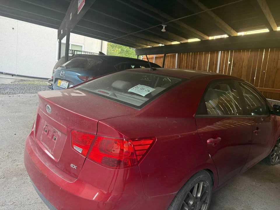 2011 Kia Forte - Image 2 of 5