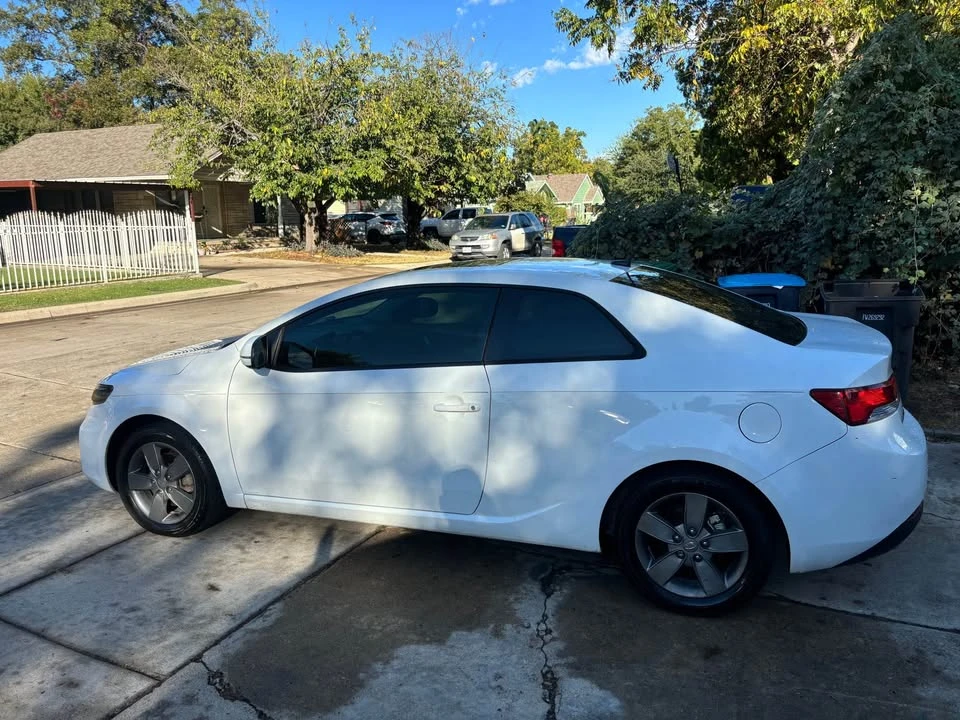 2011 Kia Forte - Image 4 of 10