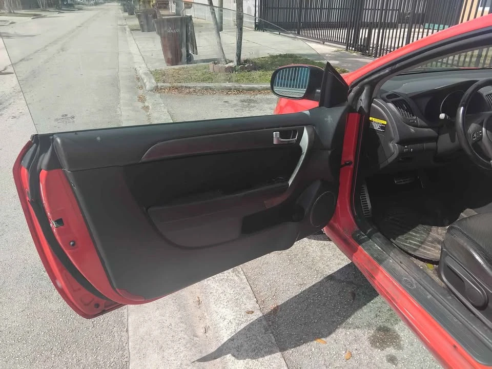 2011 Kia Forte - Image 7 of 8