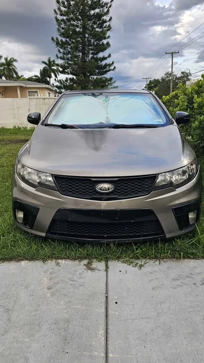 2011 Kia Forte - Image 3 of 4