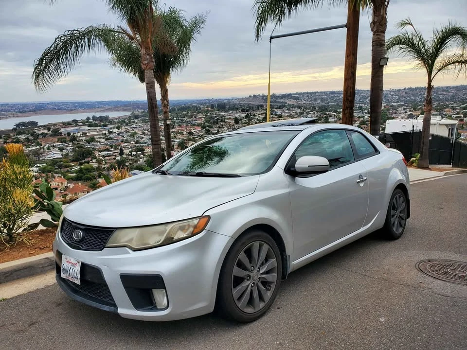 2011 Kia Forte - Image 3 of 11