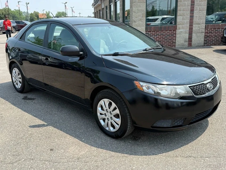2011 Kia Forte - Image 3 of 12