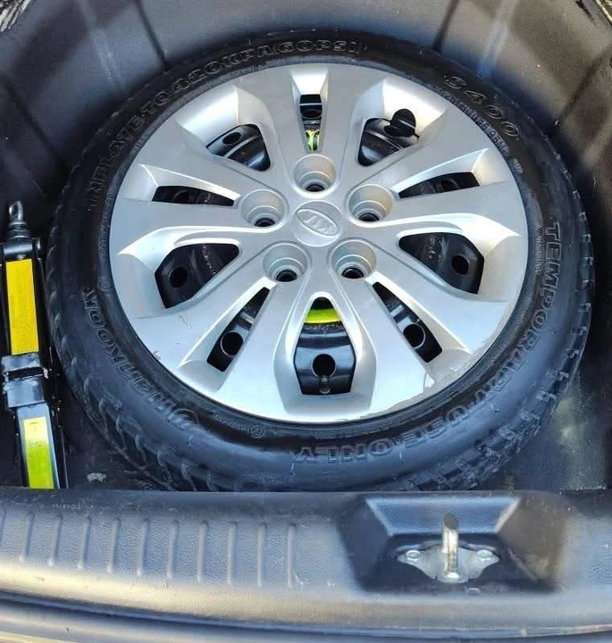 2011 Kia Forte - Image 5 of 6