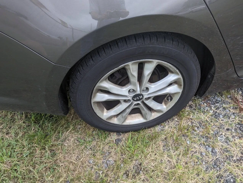 2011 Kia Optima/K5 - Image 10 of 21
