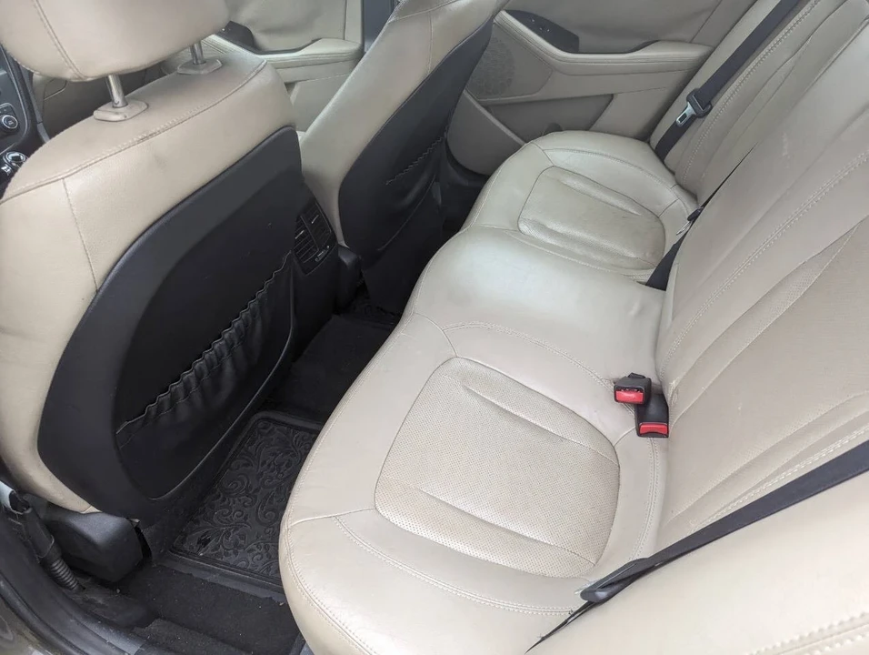 2011 Kia Optima/K5 - Image 18 of 21