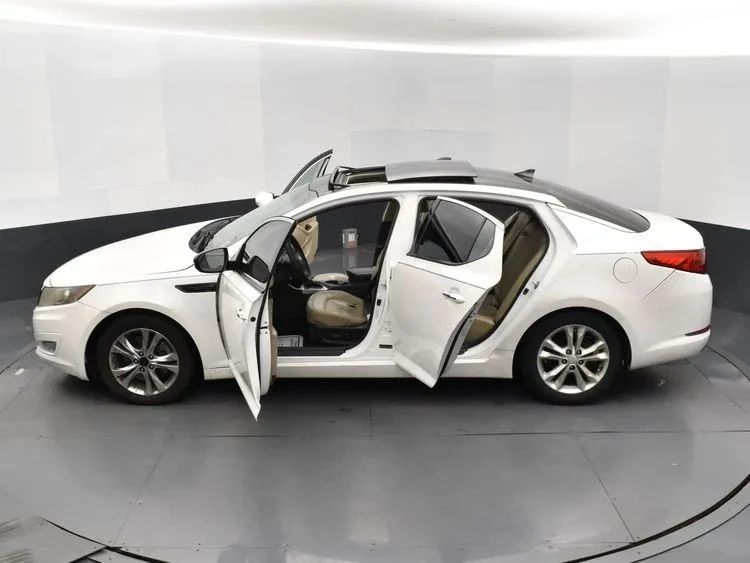 2011 Kia Optima/K5 - Image 7 of 12