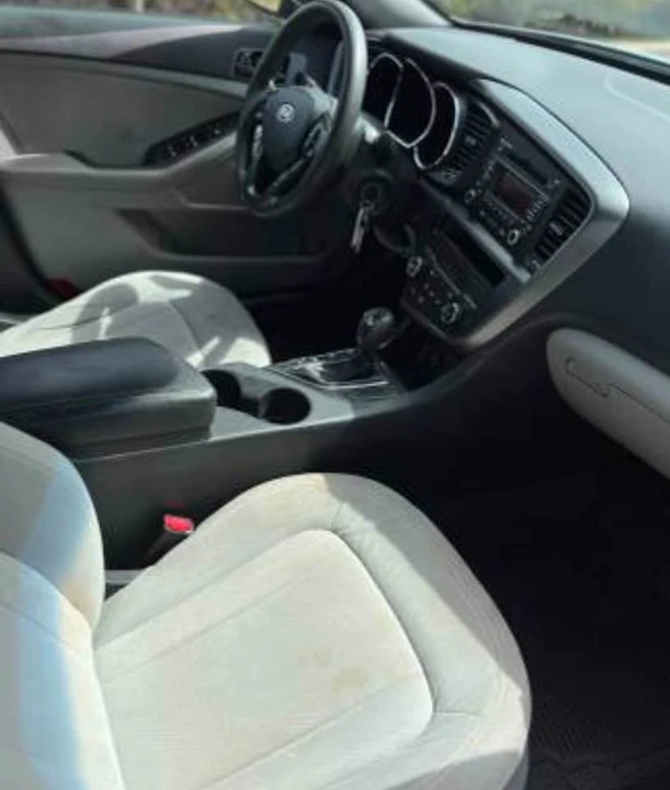 2011 Kia Optima/K5 - Image 4 of 5
