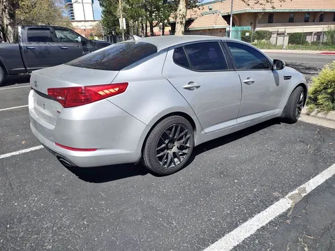 2011 Kia Optima LX Sedan 4D