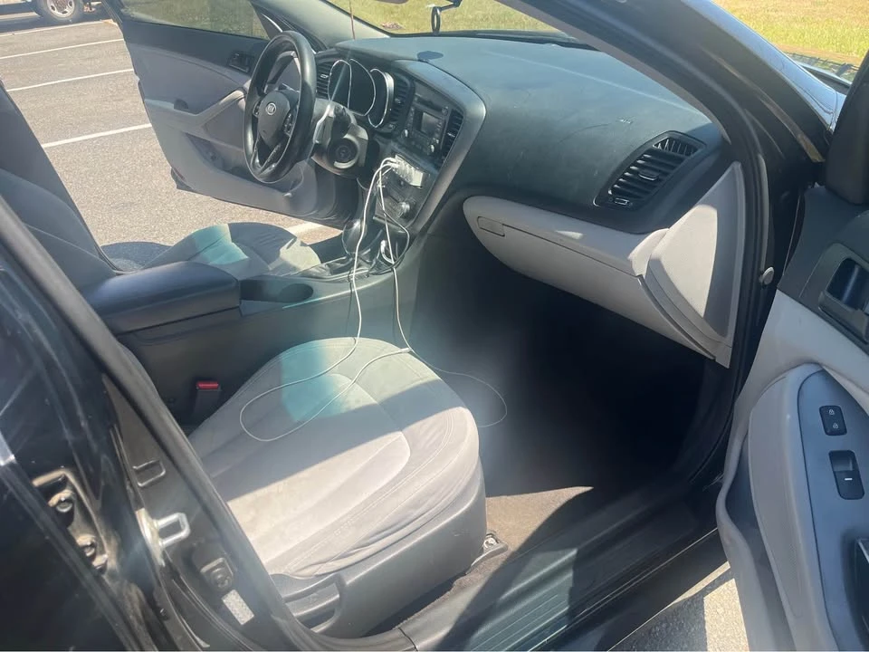 2011 Kia Optima/K5 - Image 6 of 9
