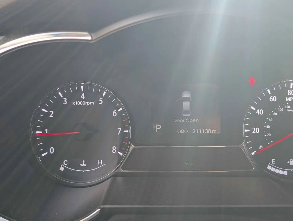 2011 Kia Optima/K5 - Image 2 of 15