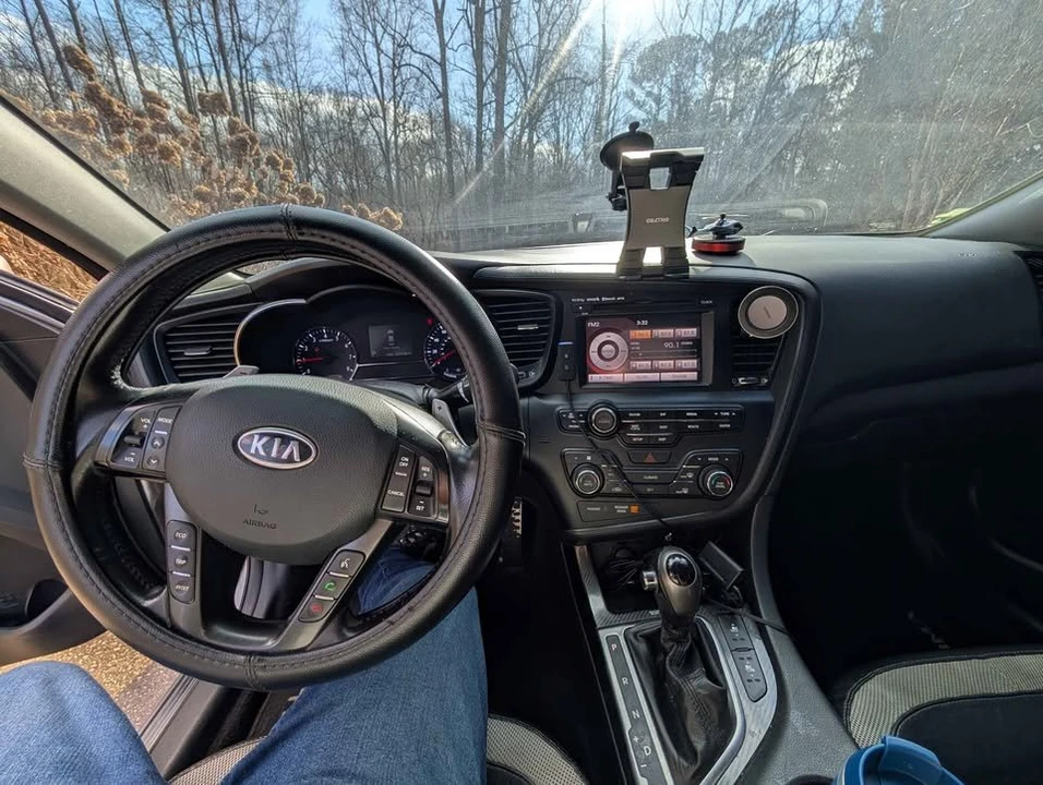 2011 Kia Optima/K5 - Image 5 of 15