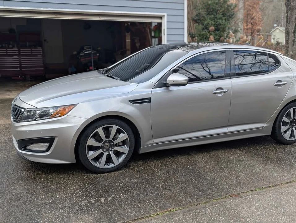 2011 Kia Optima/K5 - Image 11 of 15