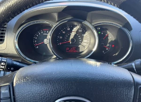 2011 Kia Sorento - Image 19 of 21