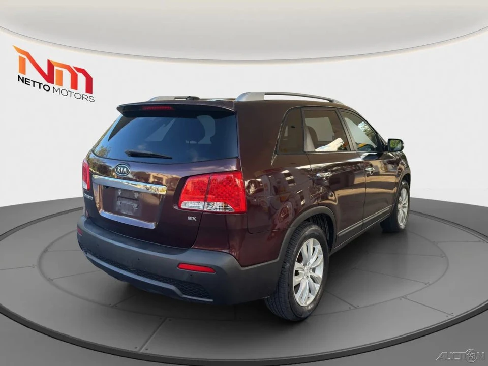 2011 Kia Sorento - Image 5 of 21
