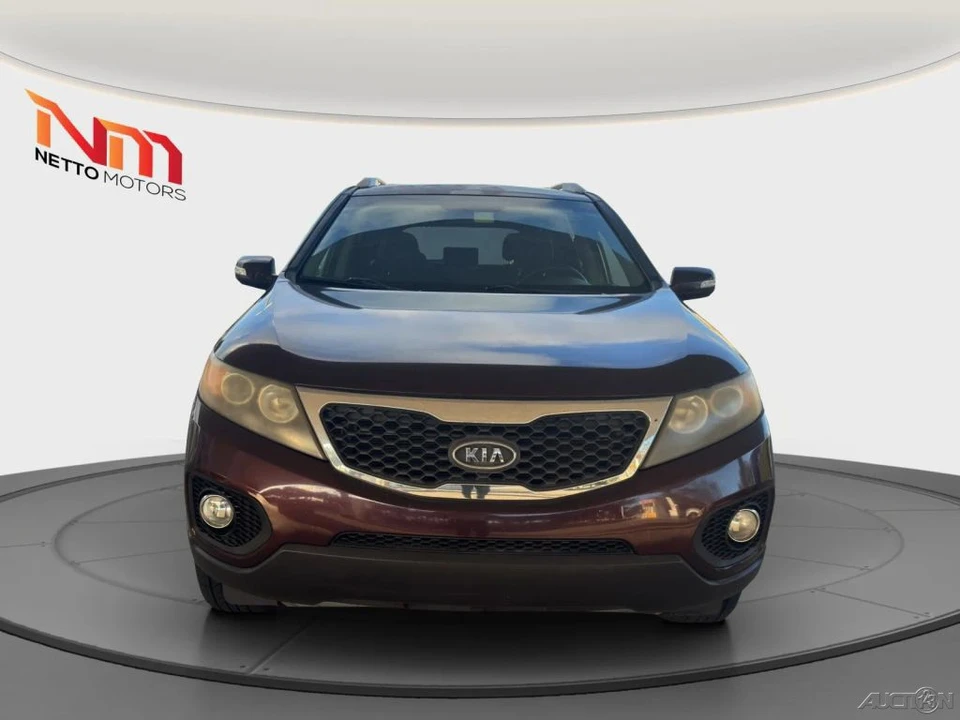 2011 Kia Sorento - Image 10 of 21