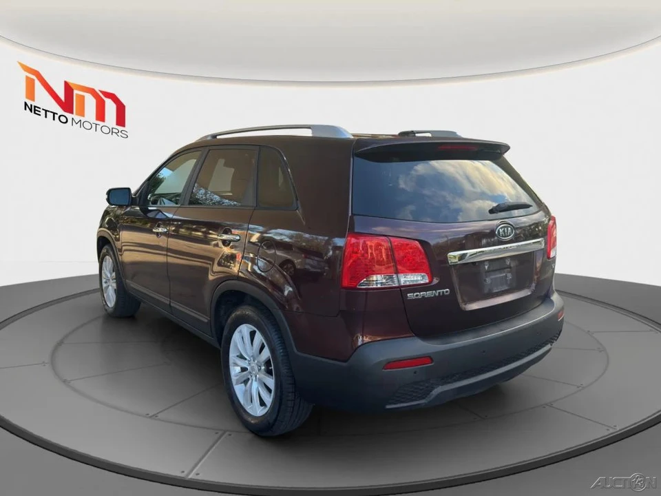 2011 Kia Sorento - Image 3 of 21