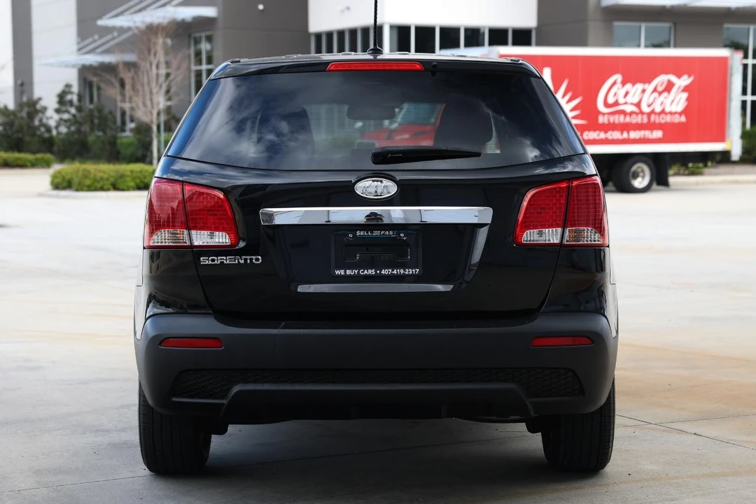 2011 Kia Sorento - Image 7 of 21