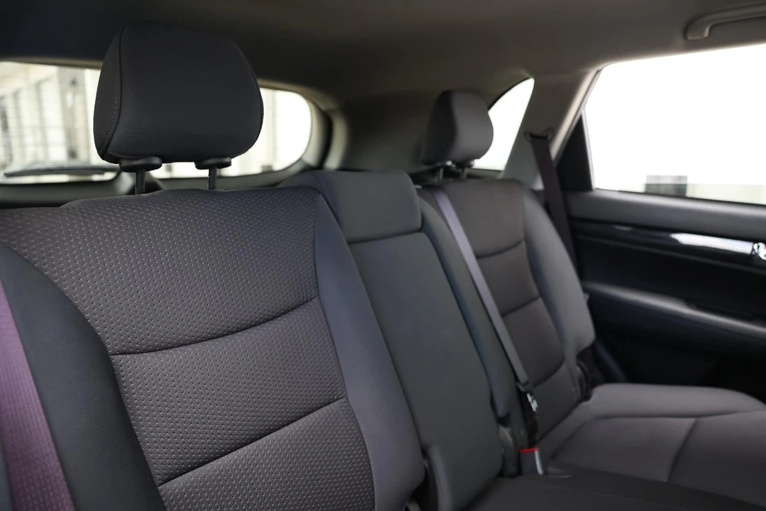2011 Kia Sorento - Image 14 of 21