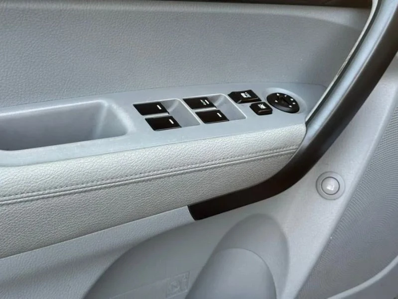 2011 Kia Sorento - Image 11 of 12