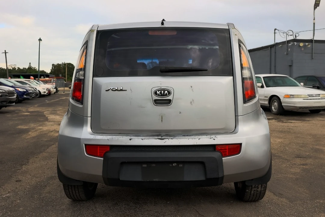 2011 Kia Soul - Image 7 of 12