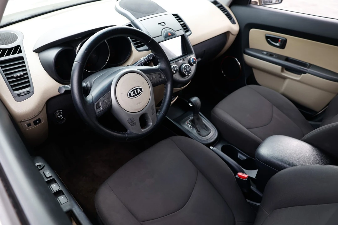 2011 Kia Soul - Image 4 of 21