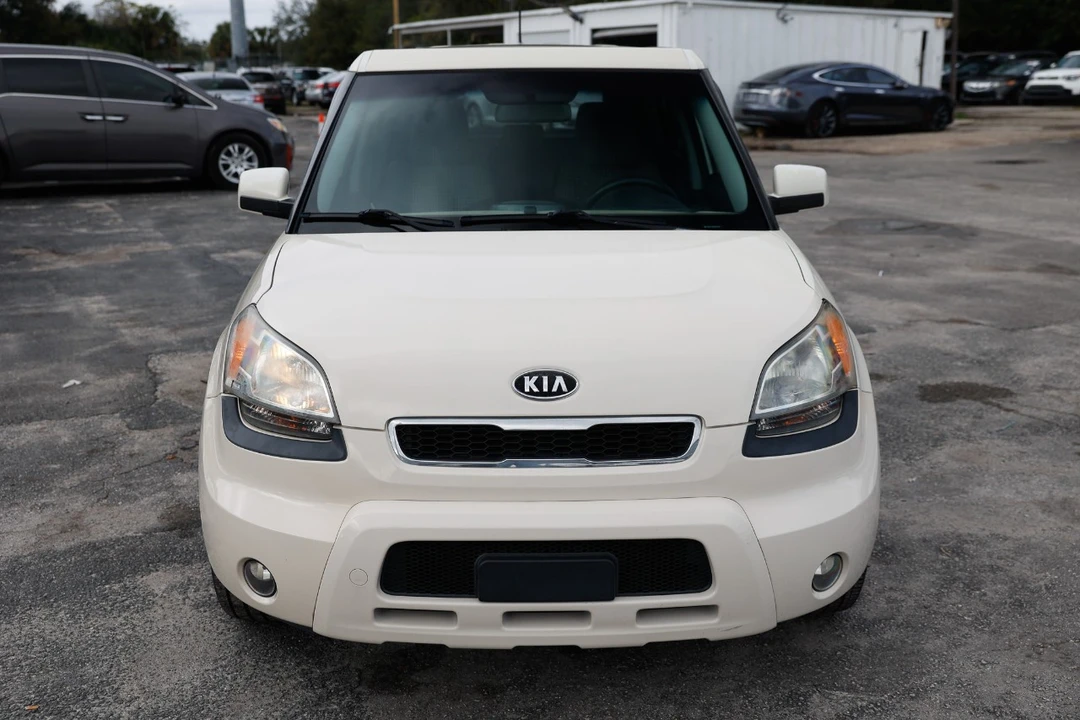 2011 Kia Soul - Image 19 of 21