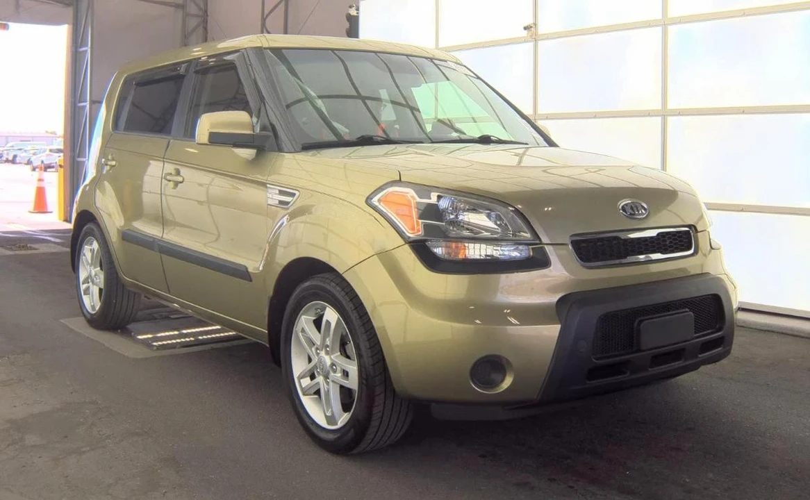 2011 Kia Soul - Image 3 of 13
