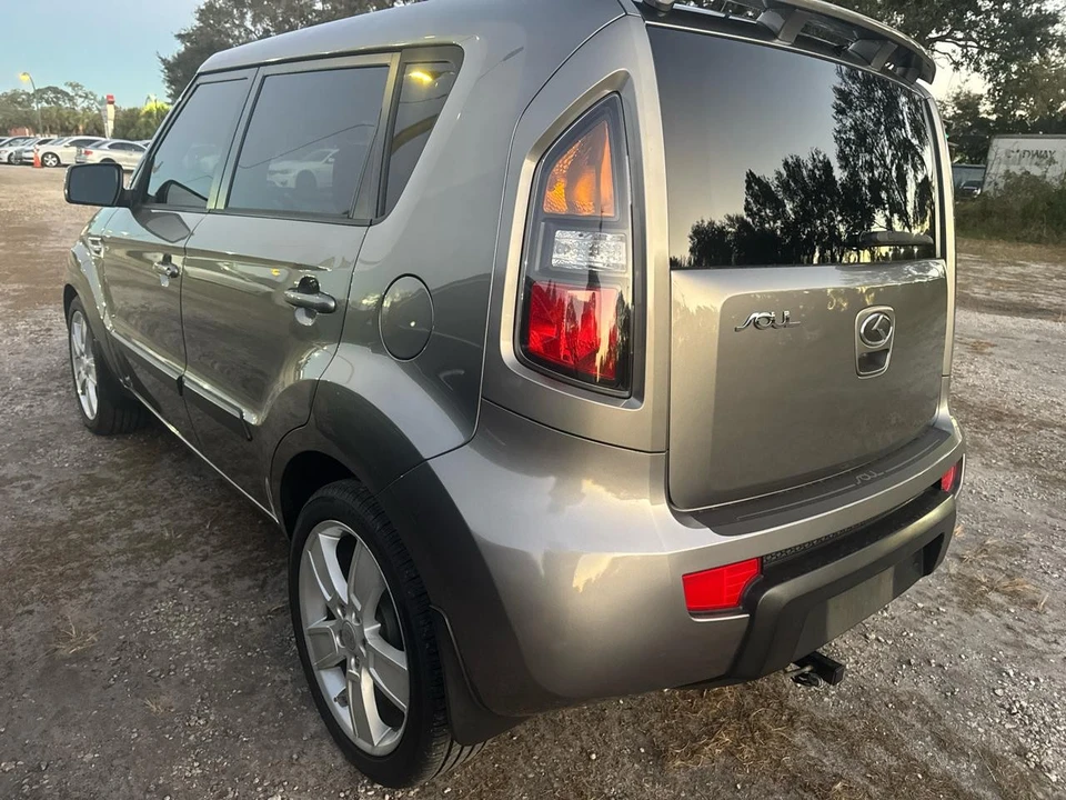 2011 Kia Soul - Image 7 of 12