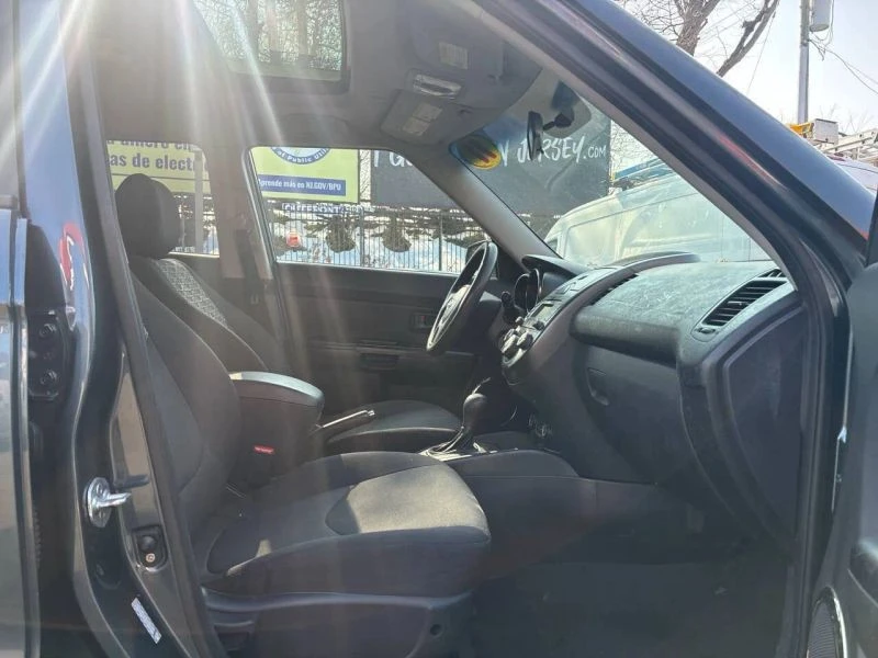 2011 Kia Soul - Image 8 of 12