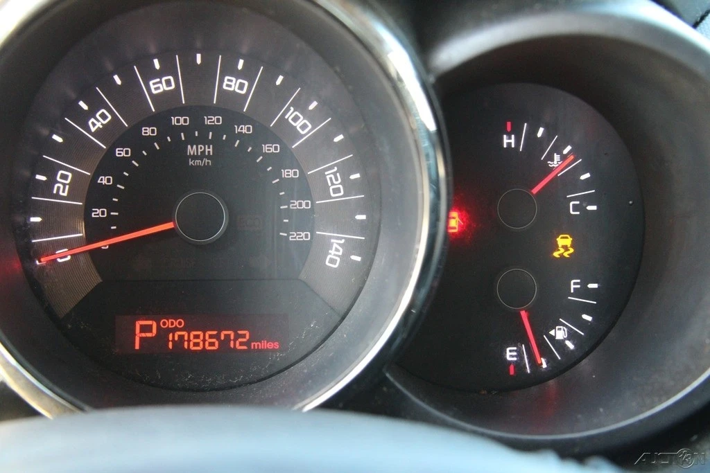 2011 Kia Soul - Image 16 of 21