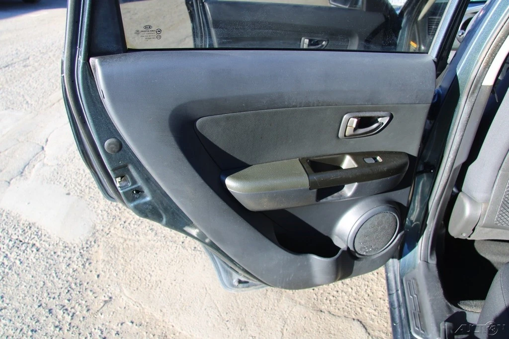 2011 Kia Soul - Image 19 of 21