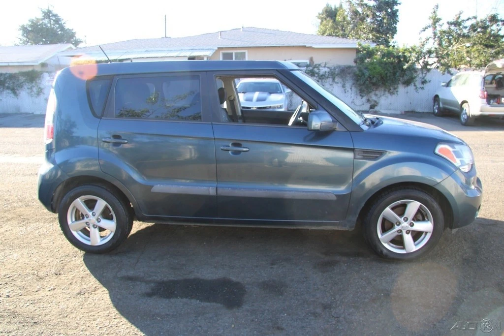 2011 Kia Soul - Image 7 of 21
