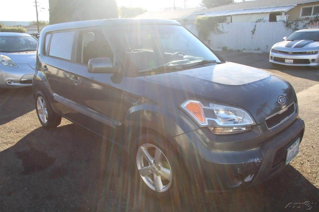 2011 Kia Soul - Image 8 of 21