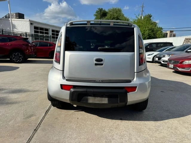 2011 Kia Soul - Image 4 of 8