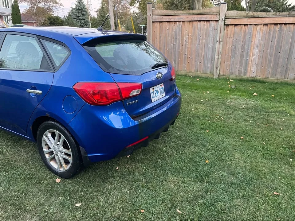 2011 Kia Forte - Image 3 of 11