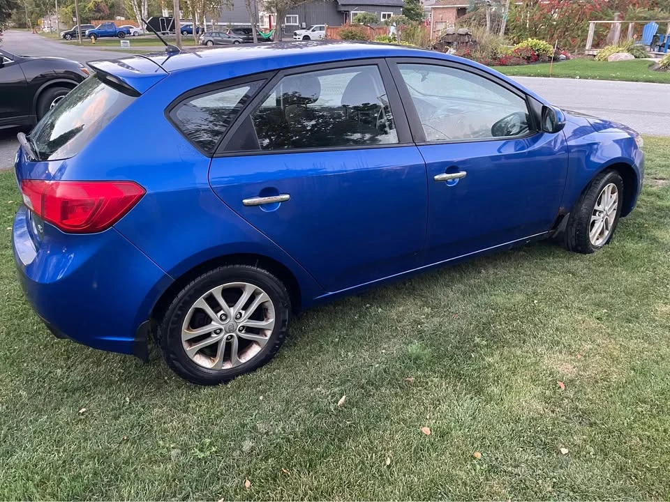 2011 Kia Forte - Image 4 of 11