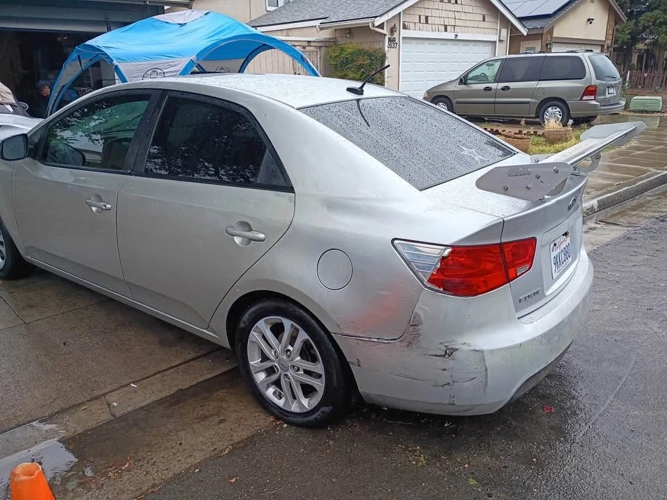 2011 Kia Forte - Image 4 of 5