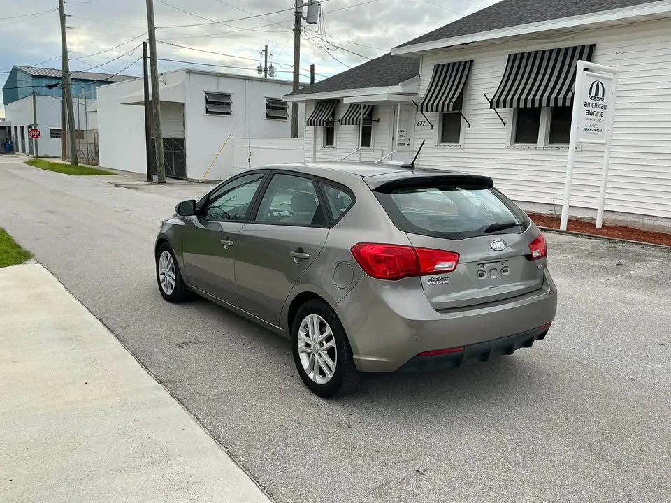 2011 Kia Forte - Image 3 of 13