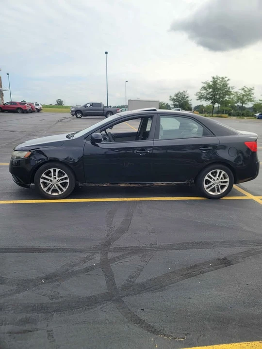 2011 Kia Forte - Image 6 of 8
