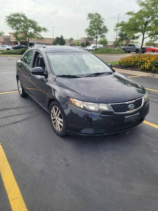 2011 Kia Forte - Image 3 of 8