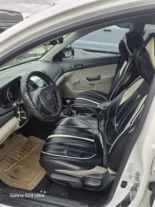 2011 Kia Forte - Image 6 of 7