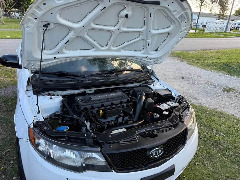 2011 Kia Forte - Image 11 of 13