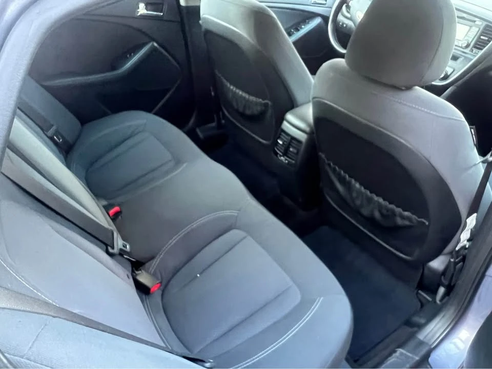 2011 Kia Forte - Image 5 of 8